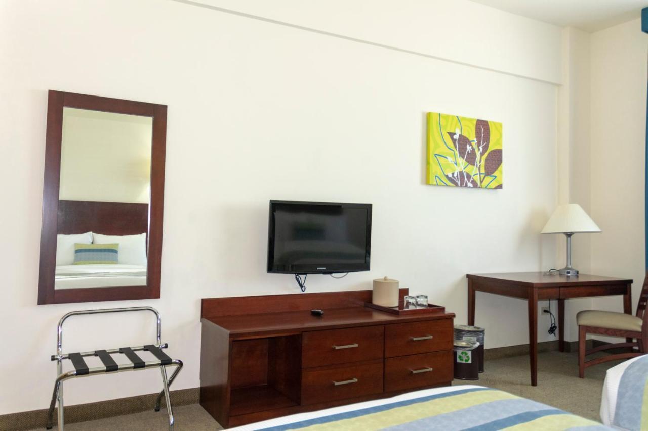 Hotel Aeropuerto Los Cabos San José del Cabo المظهر الخارجي الصورة